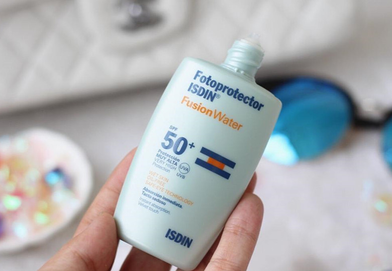 凭一瓶“防晒水”改写线上防晒格局，怡思丁爆发的背后丨洋流2019③