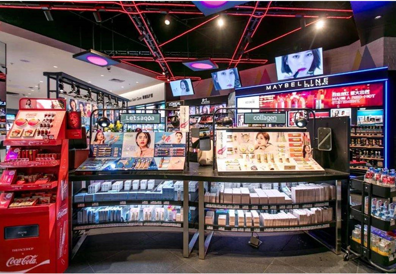 抖音、快手、小红书…… 化妆品店该怎么玩？丨社交电商④