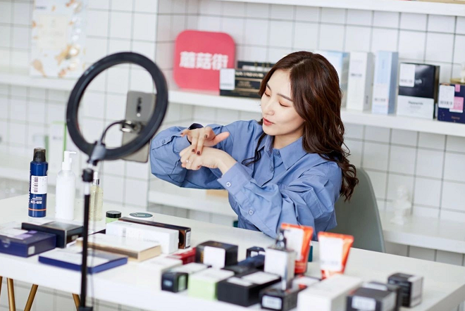自播时代到来  化妆品企业如何抢占先机