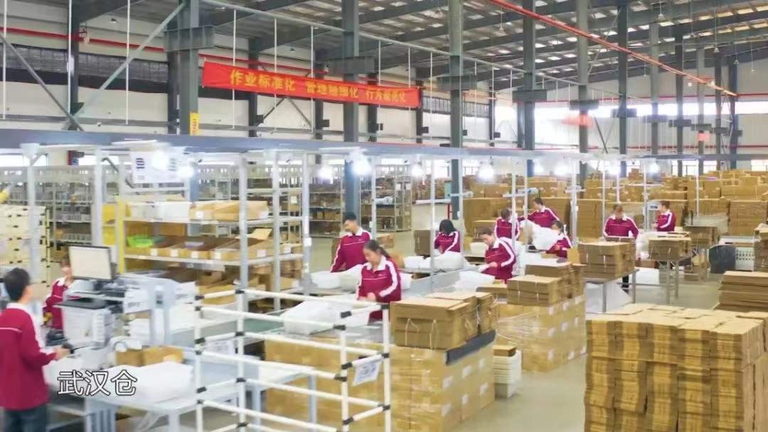 疫情中的化妆品企业：  做好能做的一切丨中流击水②